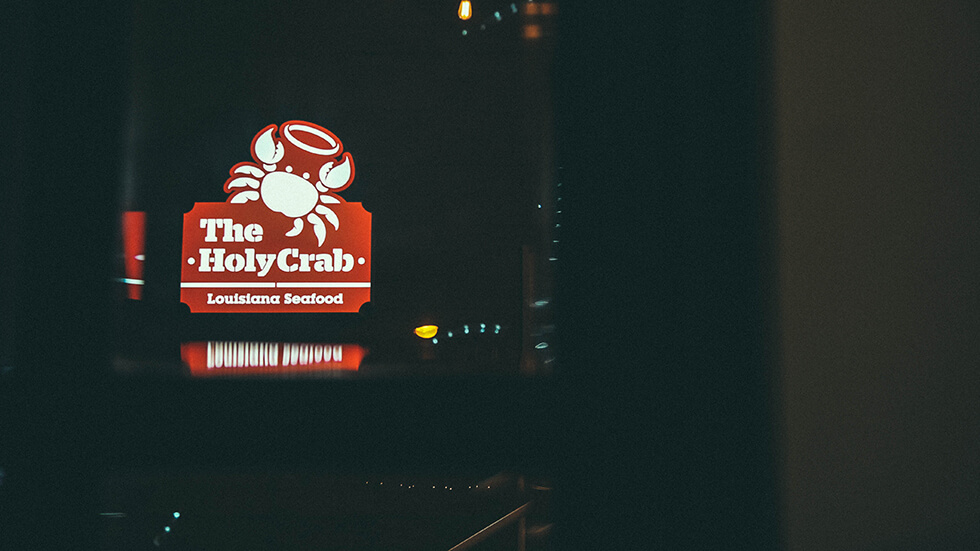 Axioo: The Holy Crab